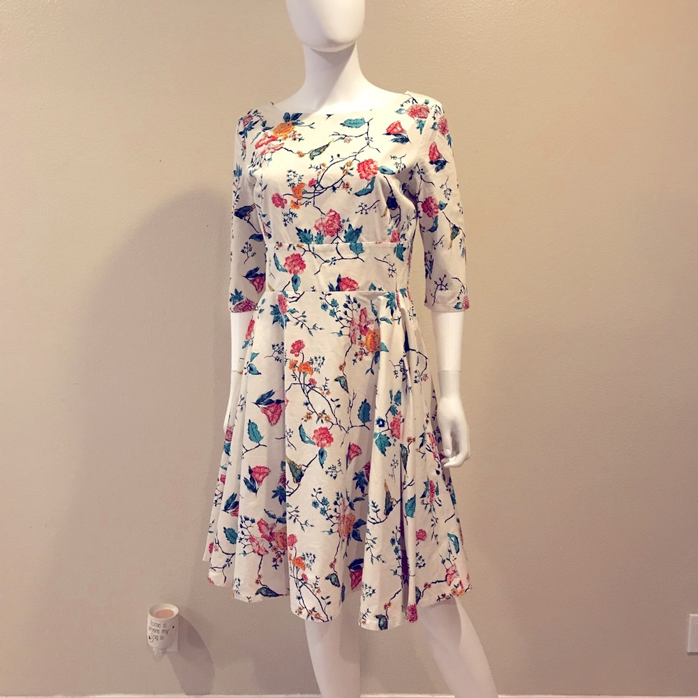 Retro 50s A Line Swing Dress XL Fits Like Large Beige All Over Floral Bird Print